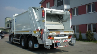 Superstructures for municipal waste disposal or snow removal